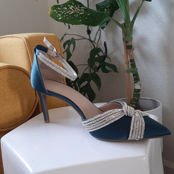 Kelly & Katie Bordyn Green Pump - Gorgeous - Size 8 - Picture 2 of 8